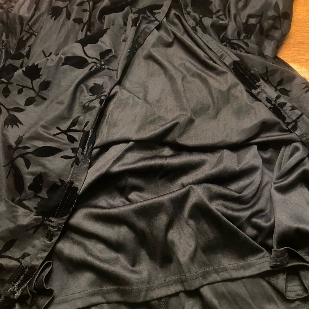 Baltic Born Christine Black Velvet Burnout Floral Midi Dress - Picture 9 of 13